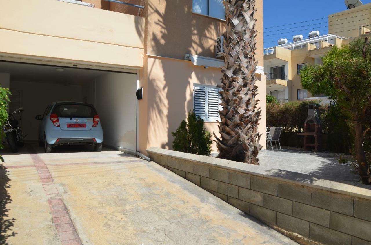 Pafia Sunbeach Townhouse Vila Pafos Exterior foto